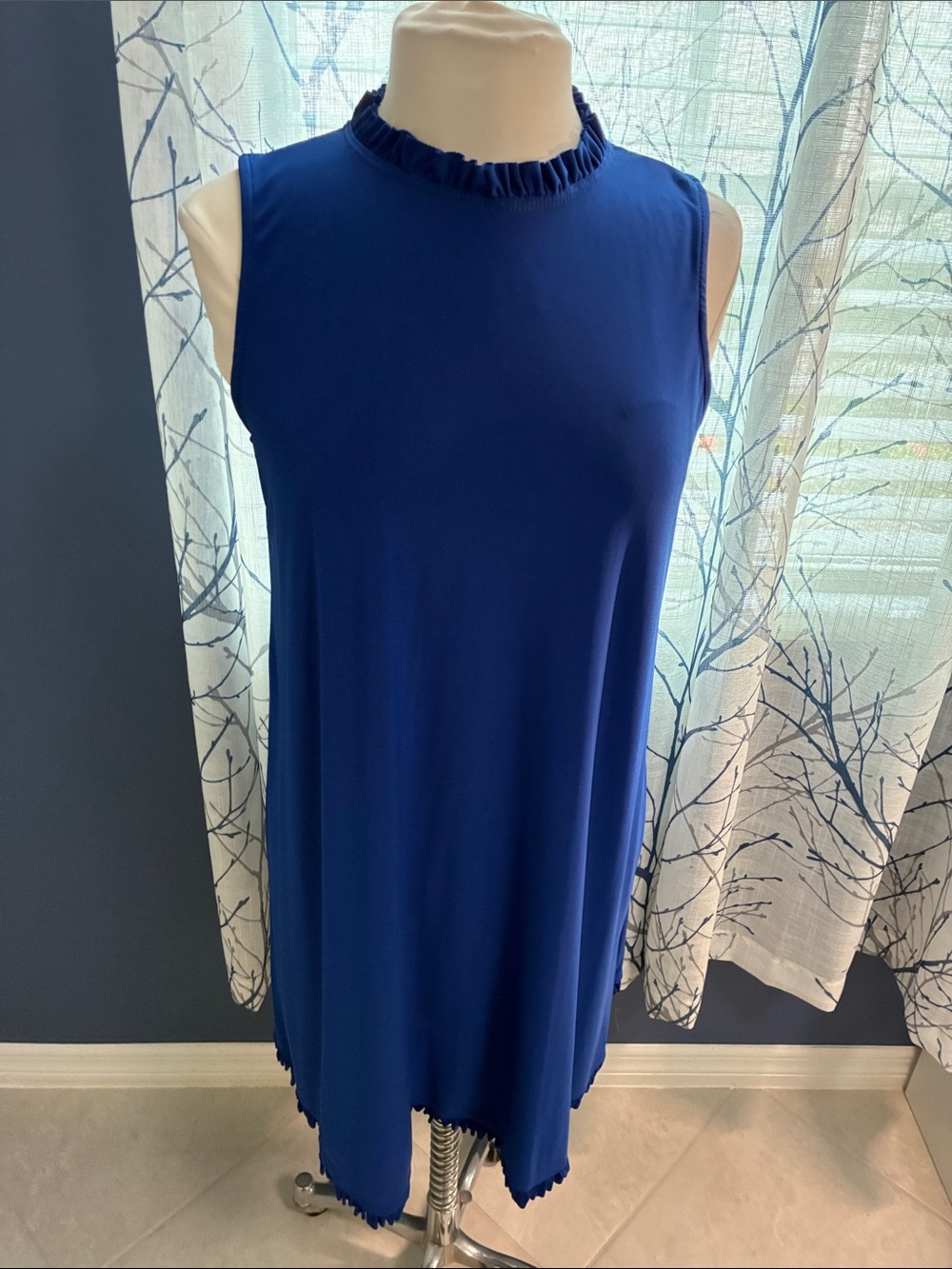 Tash + Sophie Sleeveless Ruffle-Trim Shift Dress in Royal Blue